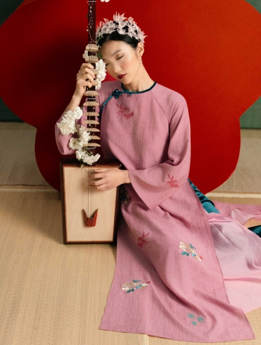 D.CHIC | NEW tiME - NEW ME