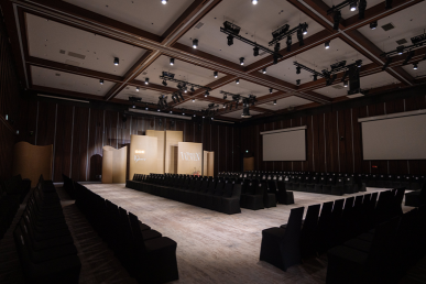 D.CHIC | NEW tiME - NEW ME