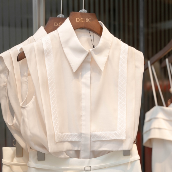 D.CHIC | NEW tiME - NEW ME