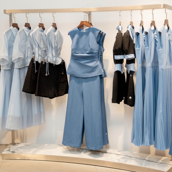 D.CHIC | NEW tiME - NEW ME