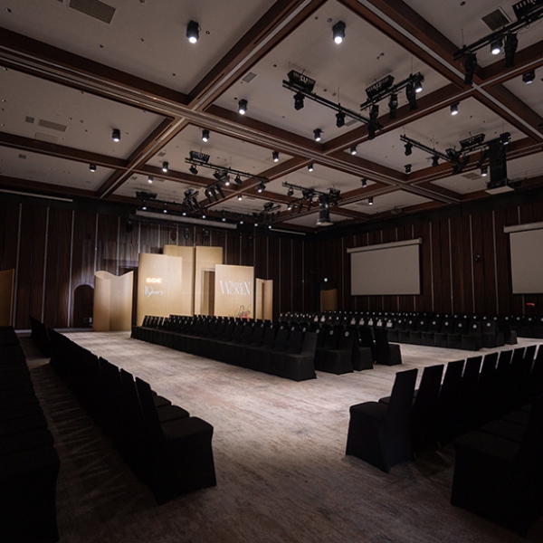 D.CHIC | NEW tiME - NEW ME