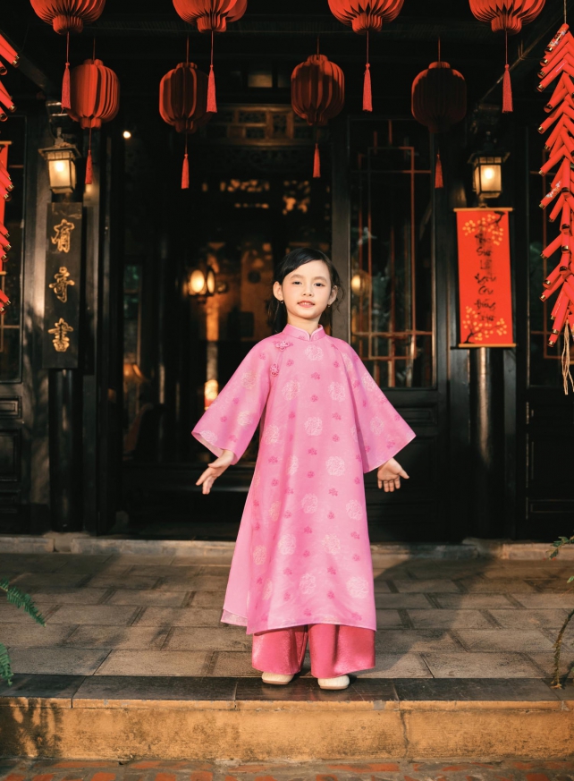 D.CHIC | NEW tiME - NEW ME