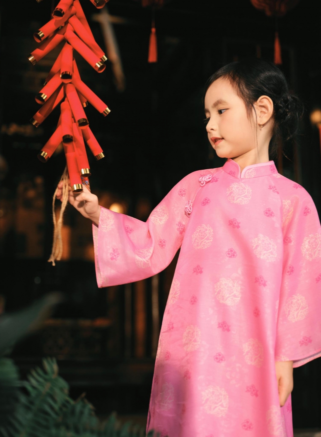 D.CHIC | NEW tiME - NEW ME