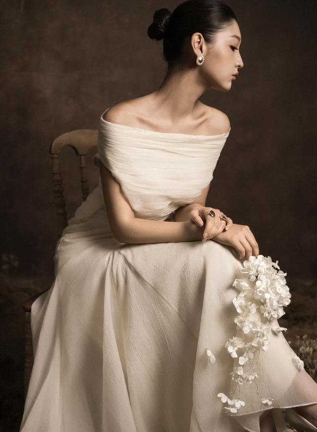 D.CHIC | NEW tiME - NEW ME