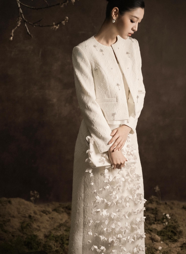 D.CHIC | NEW tiME - NEW ME