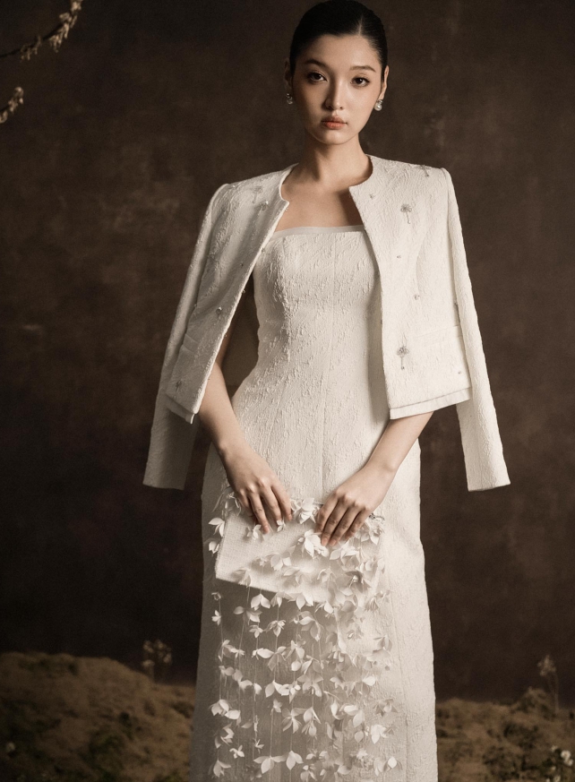 D.CHIC | NEW tiME - NEW ME