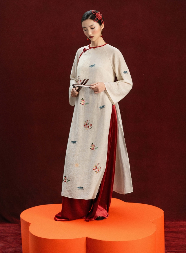 D.CHIC | NEW tiME - NEW ME