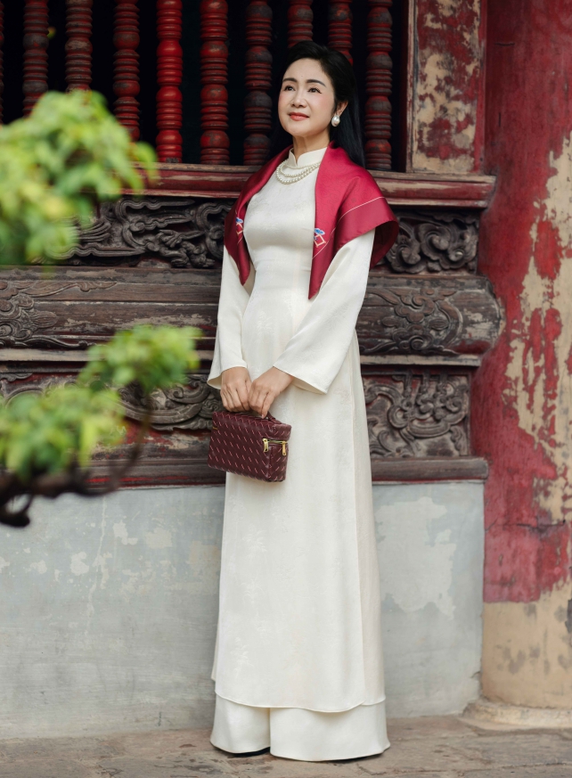 D.CHIC | NEW tiME - NEW ME