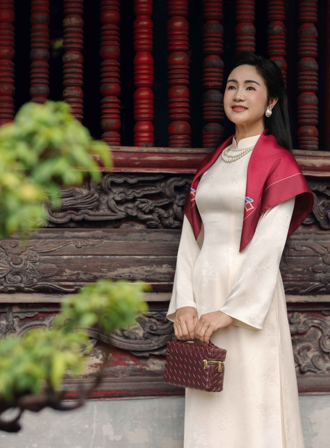 D.CHIC | NEW tiME - NEW ME