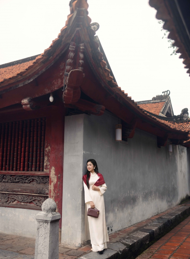 D.CHIC | NEW tiME - NEW ME