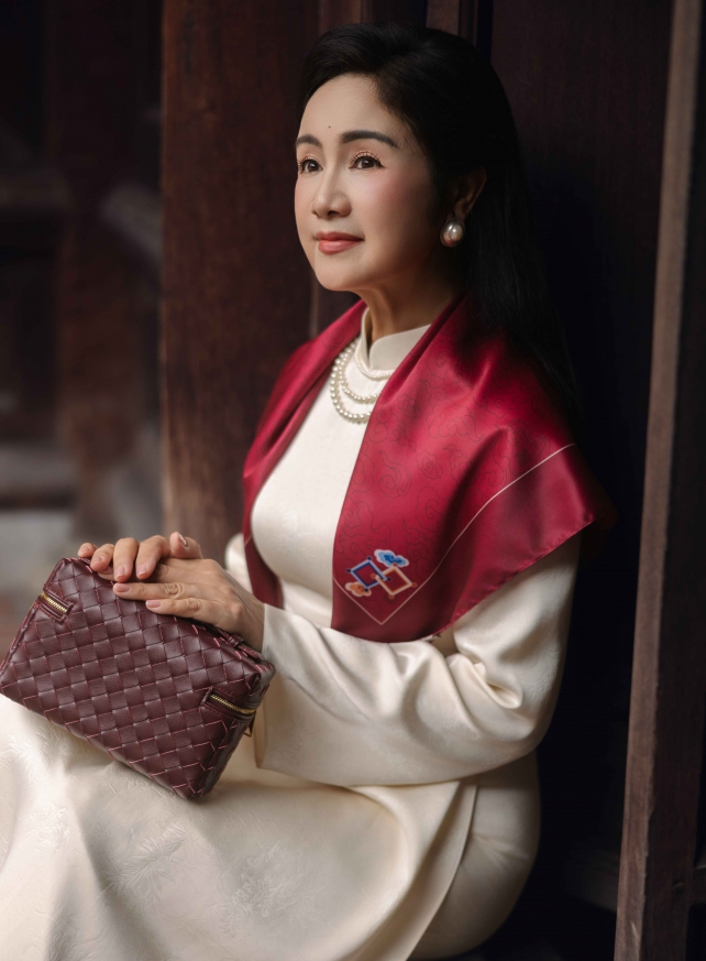 D.CHIC | NEW tiME - NEW ME