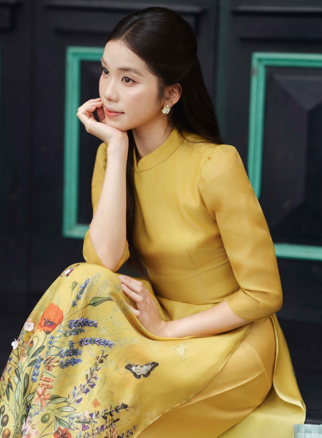 D.CHIC | NEW tiME - NEW ME