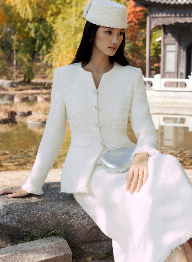 D.CHIC | NEW tiME - NEW ME